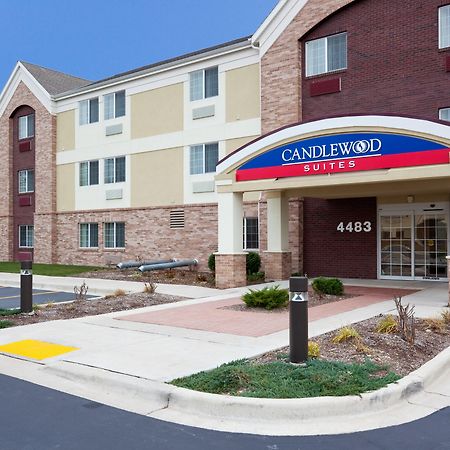Candlewood Suites Milwaukee Brown Deer, An Ihg Hotel Екстериор снимка